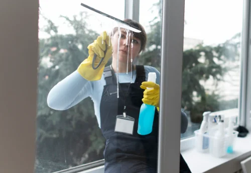Nettoyage de vitres intérieures et extérieures à Houdain